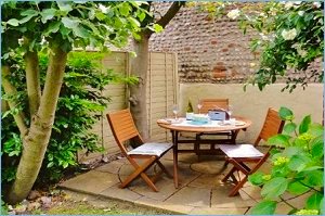 Garden at Sky Blue Cottage.